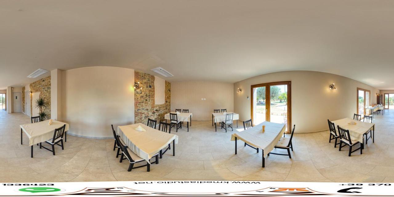 Agriturismo Il Vecchio Olivo Кастаньето-Кардуччи Экстерьер фото